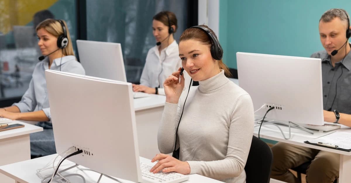 Illustratie bij artikel: Voice AI Agents voor MKB: Kosten, implementatie & best practices
